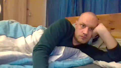 Snapshot of markus_7 chatting on 12-03-25, 07:27 markus_7 online show from 12-03-25, 07:27