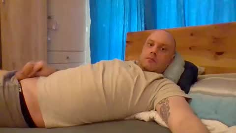 markus_7 online show from 04-16-26, 12:17