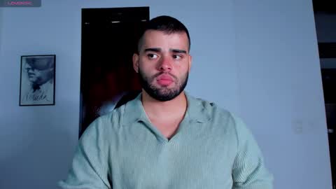 Snapshot of markus_tyler chatting on 09-09-25, 02:22 markus_tyler online show from 09-09-25, 02:22