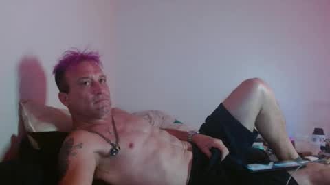 Snapshot of markymark101825061 chatting on 12-04-24, 11:24 markymark101825061 online show from 12-04-24, 11:24