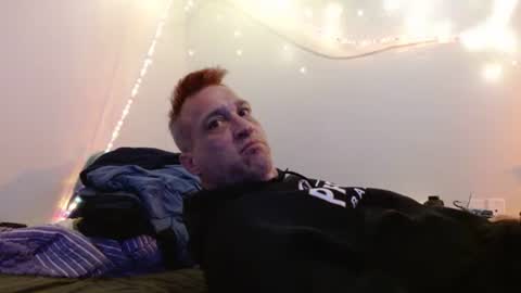 Snapshot of markymark101825061 chatting on 02-15-25, 01:42 markymark101825061 online show from 02-15-25, 01:42