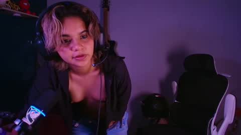 Snapshot of marlena3312 chatting on 06-11-26, 03:32 Marlena online show from 06-11-26, 03:32