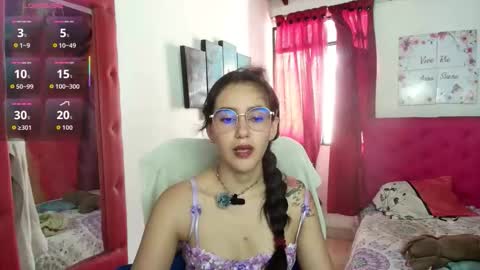 Snapshot of marley_jane_ chatting on 05-12-26, 07:11 marley online show from 05-12-26, 07:11