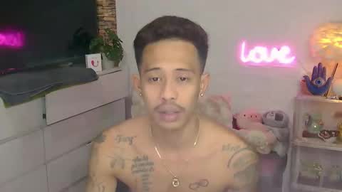 Snapshot of marlmoreno10 chatting on 03-21-26, 03:00 marlmoreno10 online show from 03-21-26, 03:00