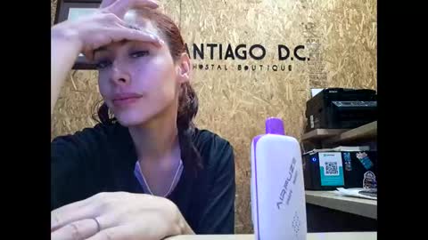 marynmartinez online show from 12-18-25, 01:00