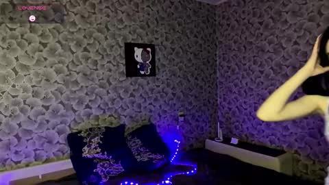 Snapshot of marlysokamura chatting on 03-16-26, 07:23 Eva online show from 03-16-26, 07:23