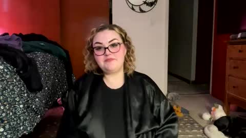 Snapshot of maroon_moon chatting on 02-13-25, 10:11 maroon_moon online show from 02-13-25, 10:11