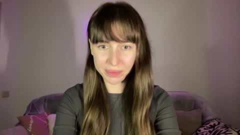 Snapshot of maroonaaa chatting on 10-06-25, 03:31 Mary online show from 10-06-25, 03:31