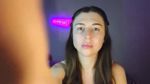 Snapshot of maroonaaa chatting on 12-02-25, 04:40 Mary online show from 12-02-25, 04:40