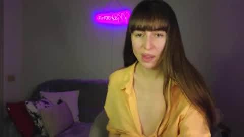 Snapshot of maroonaaa chatting on 01-18-26, 04:22 Mary online show from 01-18-26, 04:22