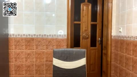 Snapshot of maroonmoon_ chatting on 10-01-25, 08:48 Miriam online show from 10-01-25, 08:48