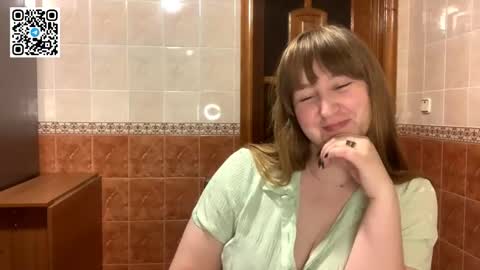 Snapshot of maroonmoon_ chatting on 11-07-25, 08:53 Miriam online show from 11-07-25, 08:53