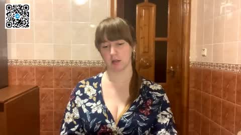 Snapshot of maroonmoon_ chatting on 11-22-25, 08:52 Miriam online show from 11-22-25, 08:52