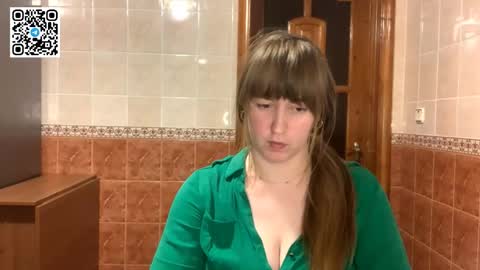 Snapshot of maroonmoon_ chatting on 11-27-25, 08:44 Miriam online show from 11-27-25, 08:44