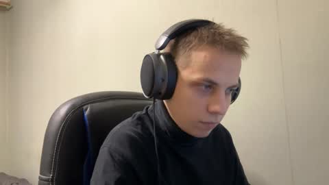 Snapshot of maroooa chatting on 01-14-26, 12:49 Marko online show from 01-14-26, 12:49