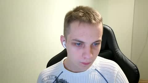 Snapshot of maroooa chatting on 03-27-26, 06:40 Marko online show from 03-27-26, 06:40