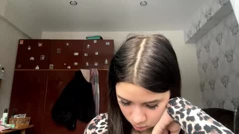 Giulia online show from 11-28-25, 07:44