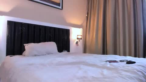 -- Mari -- online show from 02-16-26, 10:11