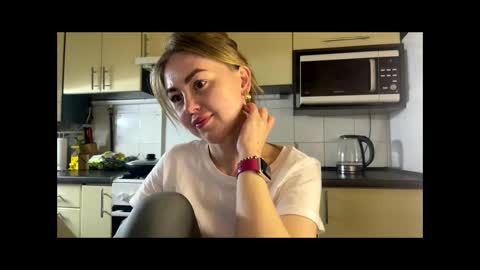 Marta online show from 04-28-26, 07:41