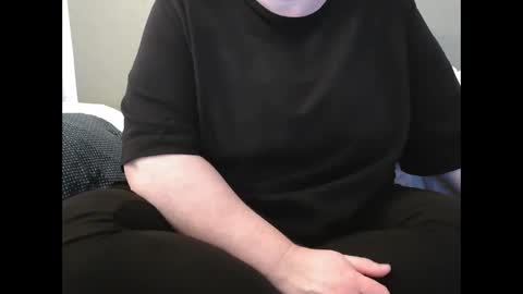 Martha online show from 02-19-25, 02:34