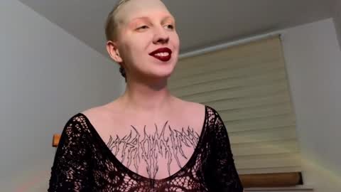 Snapshot of marthahoffman chatting on 12-21-24, 12:20 Ultimate Goddess online show from 12-21-24, 12:20