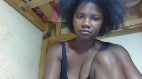 Snapshot of marthela chatting on 11-15-25, 02:20 martha online show from 11-15-25, 02:20