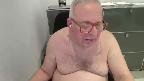 martin_1947 online show from 01-18-26, 12:25