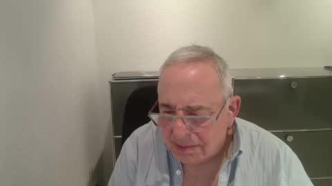 martin_1947 online show from 04-04-26, 06:38