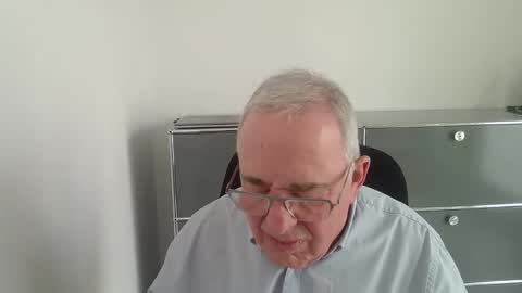 martin_1947 online show from 04-05-26, 01:52