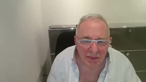 martin_1947 online show from 05-23-26, 08:46