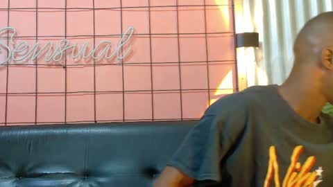 Martin online show from 04-29-26, 01:21