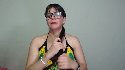 martina_27__ online show from 10-22-25, 01:28