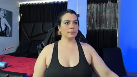   MARTINA   online show from 01-29-25, 04:52