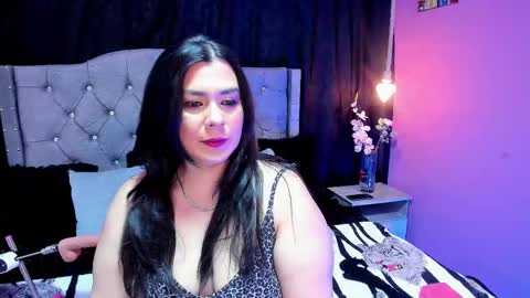   MARTINA   online show from 02-25-25, 11:41