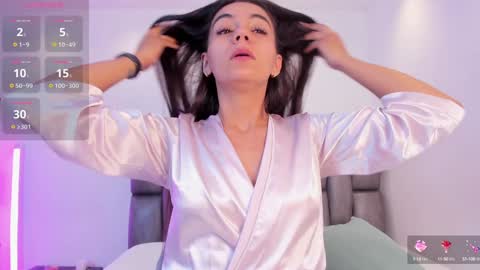 Snapshot of martina_mancinii chatting on 01-17-25, 02:50 Martina online show from 01-17-25, 02:50