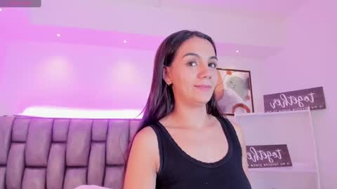 Snapshot of martina_mancinii chatting on 03-04-25, 07:01 Martina online show from 03-04-25, 07:01
