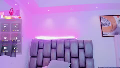 Snapshot of martina_mancinii chatting on 09-23-25, 12:41 Martina online show from 09-23-25, 12:41