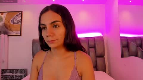 Snapshot of martina_mancinii chatting on 09-30-25, 02:44 Martina online show from 09-30-25, 02:44