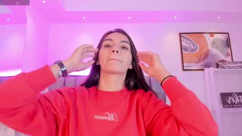 Snapshot of martina_mancinii chatting on 10-04-25, 02:37 Martina online show from 10-04-25, 02:37