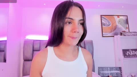 Snapshot of martina_mancinii chatting on 10-06-25, 01:30 Martina online show from 10-06-25, 01:30