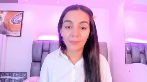 Snapshot of martina_mancinii chatting on 10-10-25, 12:15 Martina online show from 10-10-25, 12:15