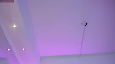 Snapshot of martina_mancinii chatting on 10-13-25, 11:54 Martina online show from 10-13-25, 11:54