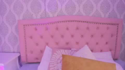 Martina online show from 02-11-25, 02:46