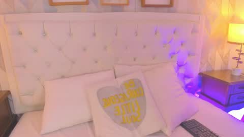 Martina online show from 04-29-26, 12:09