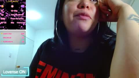 Snapshot of martina_tay chatting on 02-14-25, 09:03 Hey im martina online show from 02-14-25, 09:03