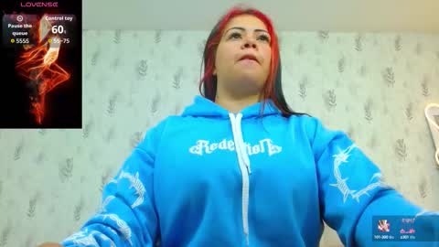 Snapshot of martina_tay chatting on 09-27-25, 03:44 Hey im martina online show from 09-27-25, 03:44