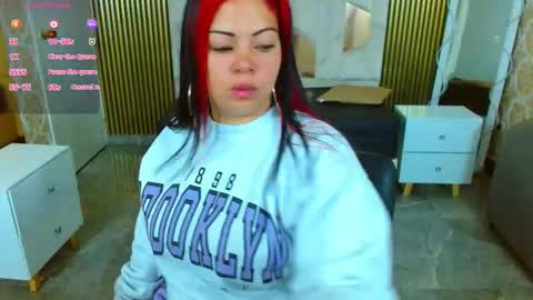 Snapshot of martina_tay chatting on 10-20-25, 03:07 Hey im martina online show from 10-20-25, 03:07