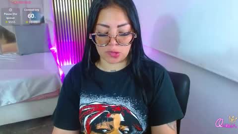Hey im martina online show from 04-28-26, 03:22