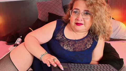 Martina Caicedo online show from 02-02-25, 04:54