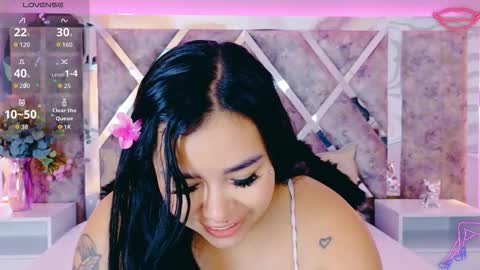 Martina Garcia online show from 10-16-25, 08:21